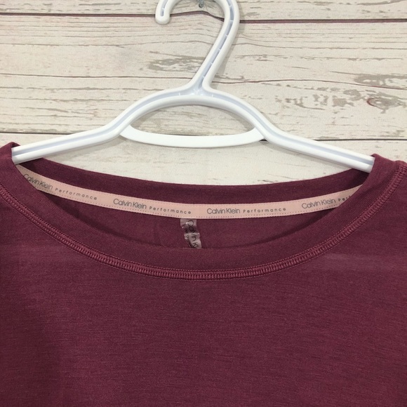 CALVIN KLEIN PERFORMANCE LONG SLEEVE TEE - Picture 4 of 5